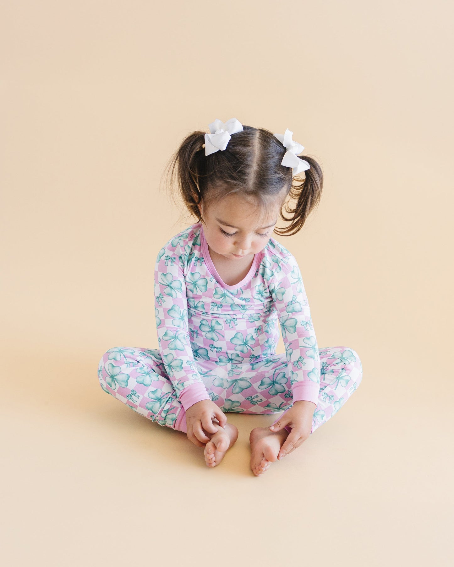 Girls Shamrock & Bows Bamboo Two Piece Pajama Set