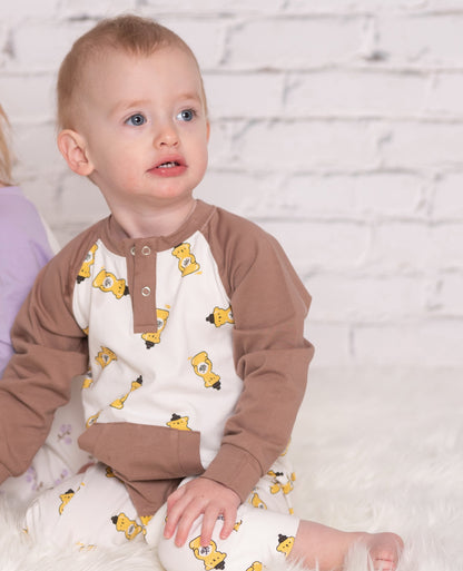 Organic Cotton Long Sleeve Romper w/Kangaroo Pocket (Honey Bear Print)