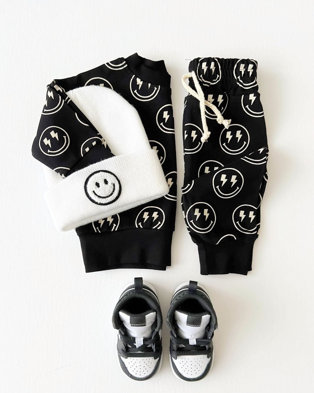 Boys Electric Smiley Jogger Set - Blissfully Lavender BoutiqueLUCKY PANDA KIDS