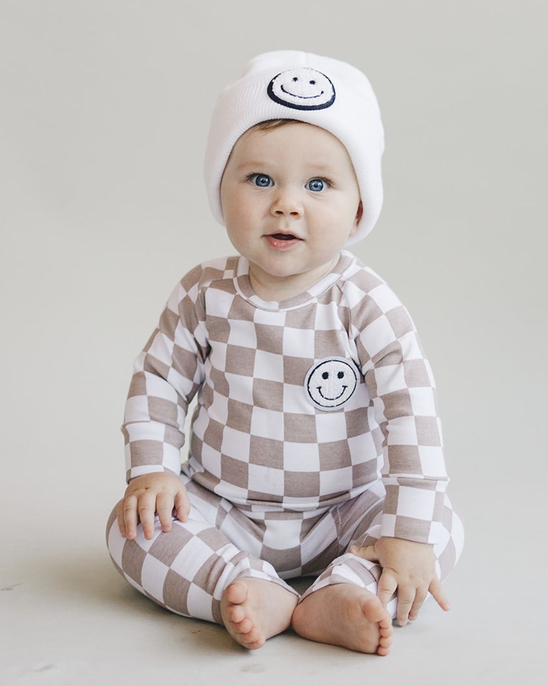 Latte Checkered Smiley Lounge Set