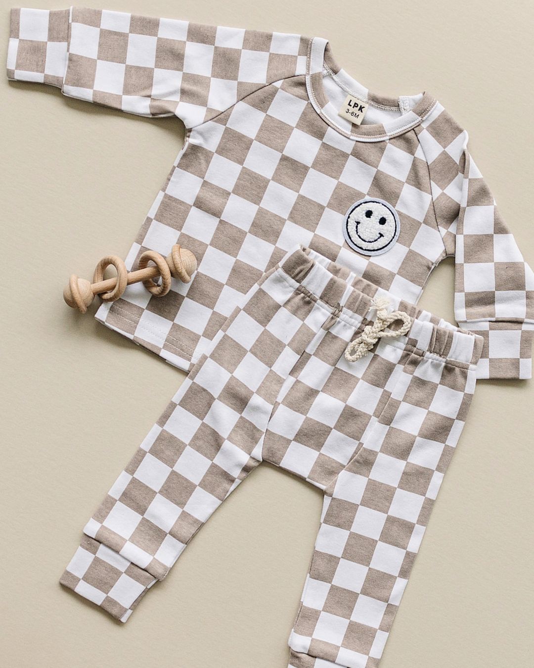 Latte Checkered Smiley Lounge Set