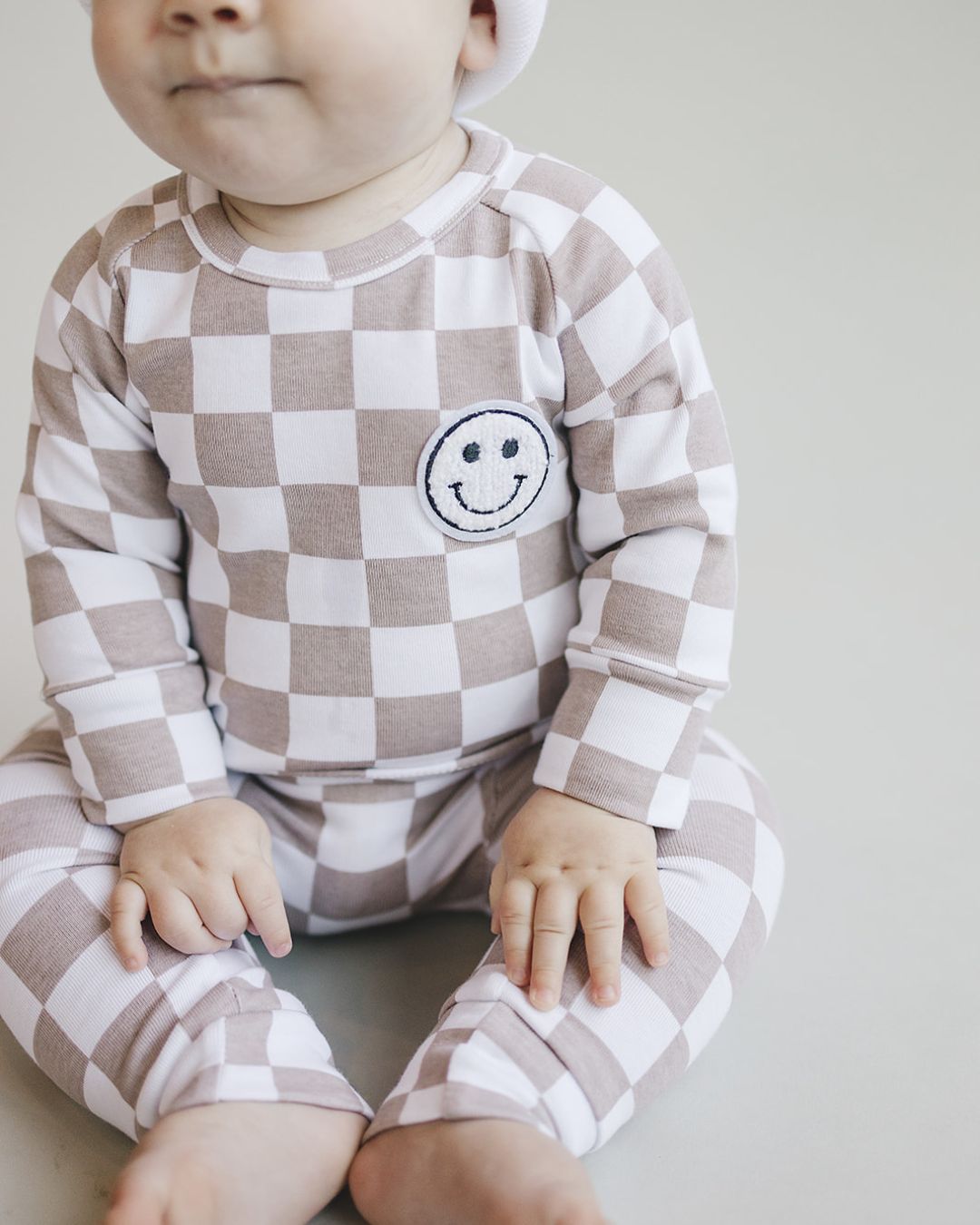 Latte Checkered Smiley Lounge Set